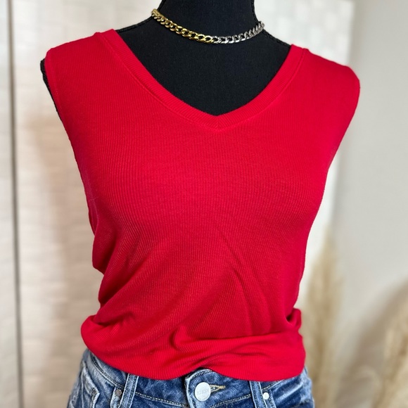 Michael Stars OS Red Ribbed Tank - Picture 2 of 4